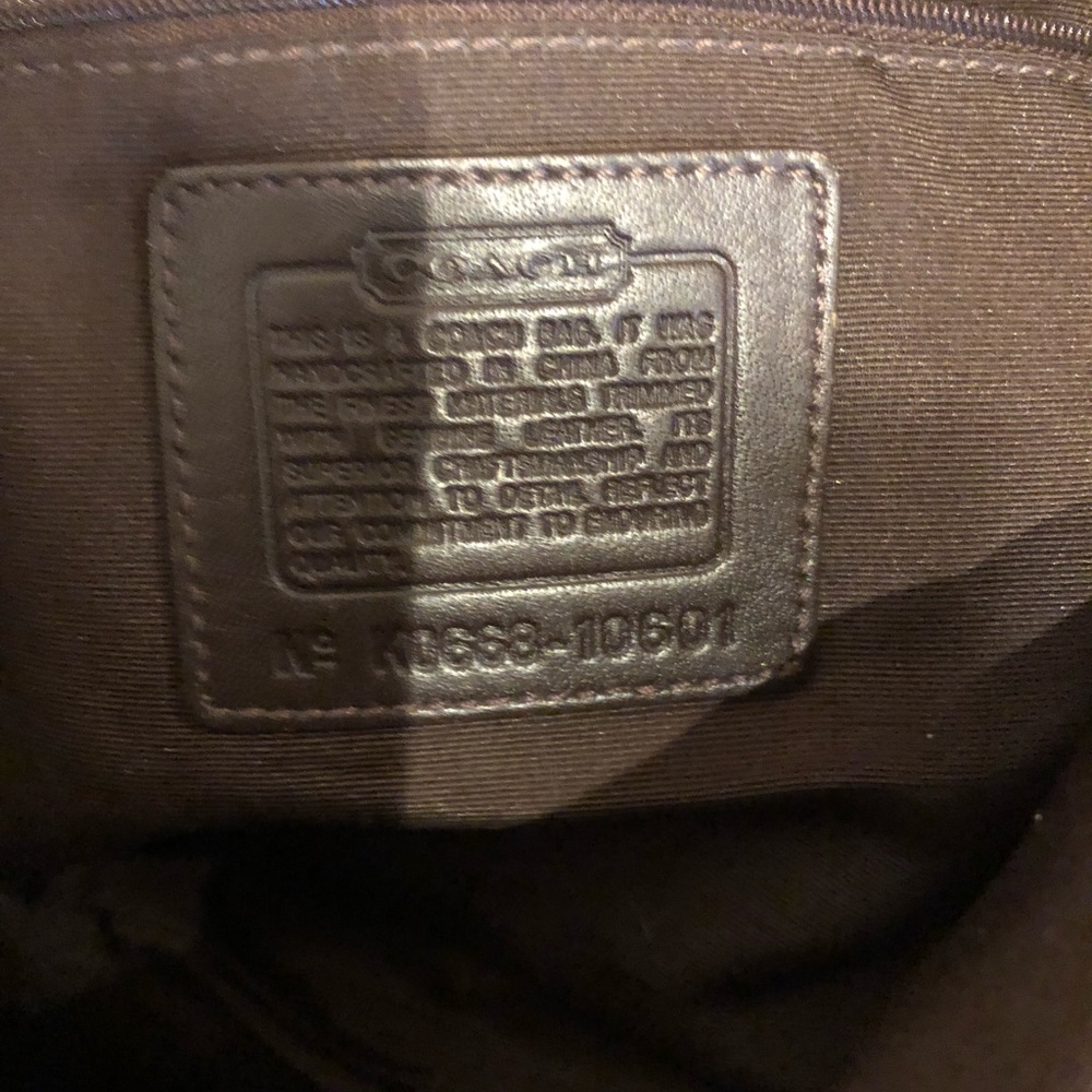 Coach purse - Picture 4 of 4